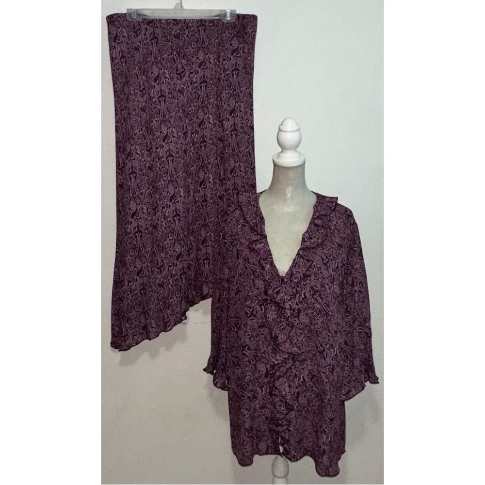 Y2K Silk Paisley Ruffle Top & Skirt Set - Picture 2 of 11